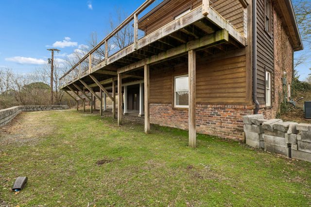 2224 Crestline Dr, Nashville, TN 37214