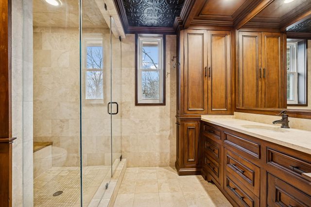 2224 Crestline Dr, Nashville, TN 37214