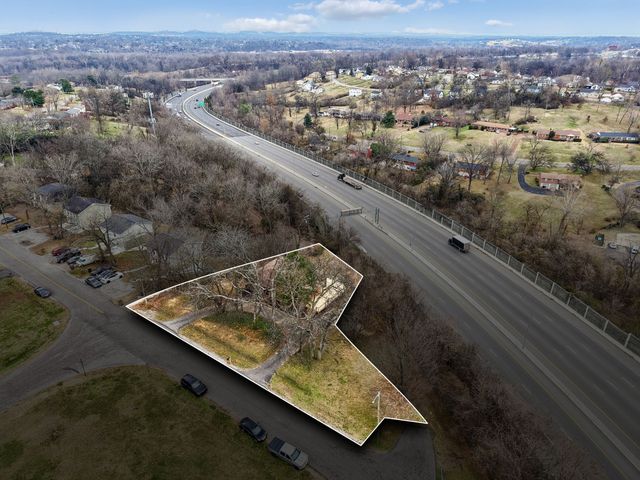 2224 Crestline Dr, Nashville, TN 37214