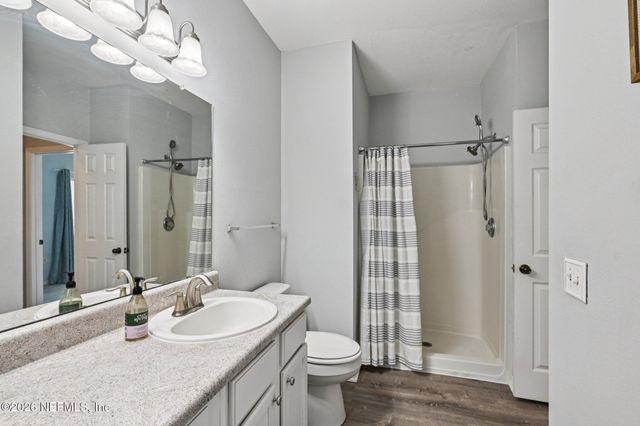 7800 POINT MEADOWS Drive 322, Jacksonville, FL 32256