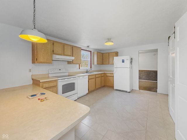 819 Bremerton Drive, Indianapolis, IN 46229