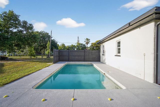 305 HENNESSEE STREET, Lakeland, FL 33805