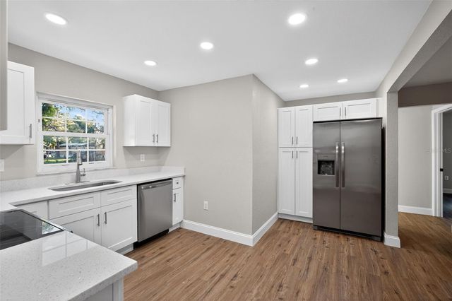 305 HENNESSEE STREET, Lakeland, FL 33805