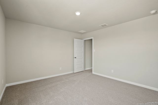 8818 Black Oak Drive, Elmendorf, TX 78112