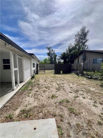 2527 W Third Avenue, San Bernardino, CA 92407