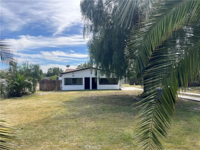 2527 W Third Avenue, San Bernardino, CA 92407
