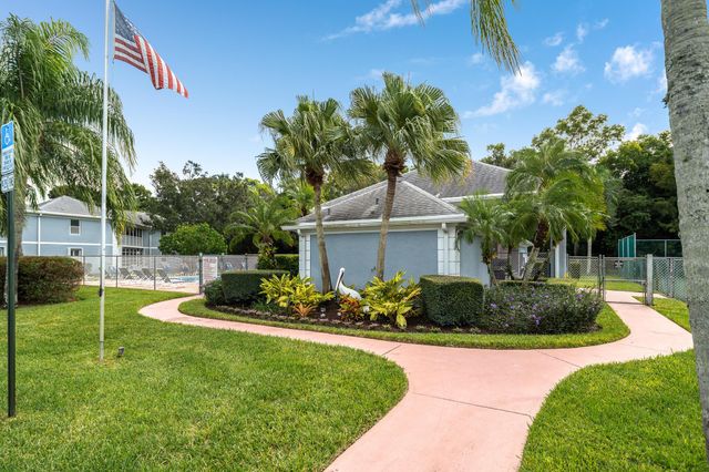 3254 SE Aster Lane J238, Stuart, FL 34994