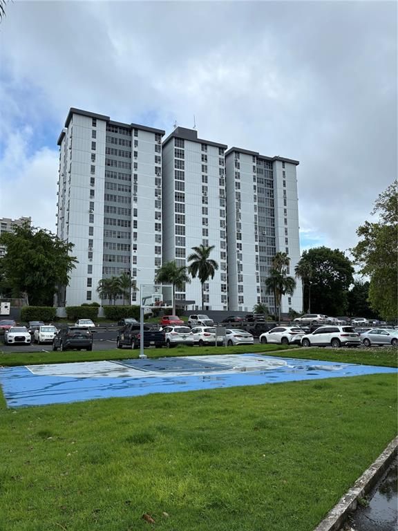 Image 1 of property listing at 1785 CALLE JOSE FERRER Y COND. MILLENIA PARK 1101, Rio Piedras, PR 00921