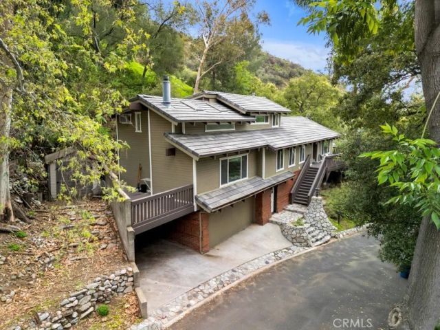 850 Country Club Drive, Burbank, CA 91501