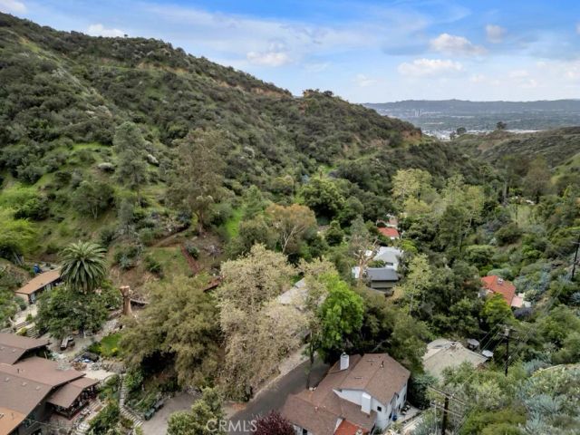 850 Country Club Drive, Burbank, CA 91501