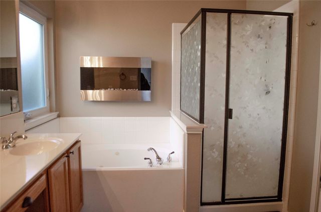 7220 Riverchase Trail, Denton, TX 76210