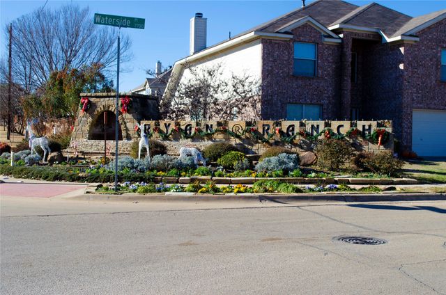 7220 Riverchase Trail, Denton, TX 76210