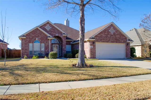 7220 Riverchase Trail, Denton, TX 76210