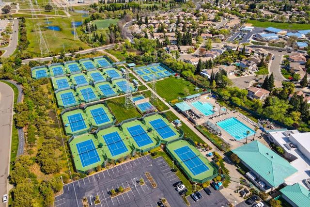 853 Rathbone Cir, Folsom, CA 95630