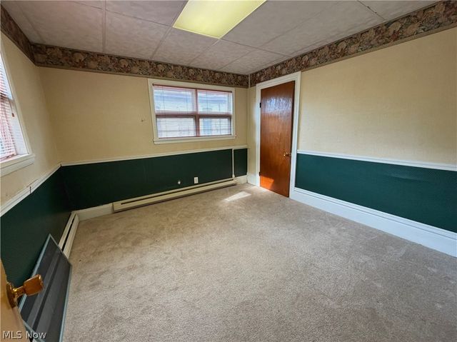 516 Jackson Street, East Liverpool, OH 43920
