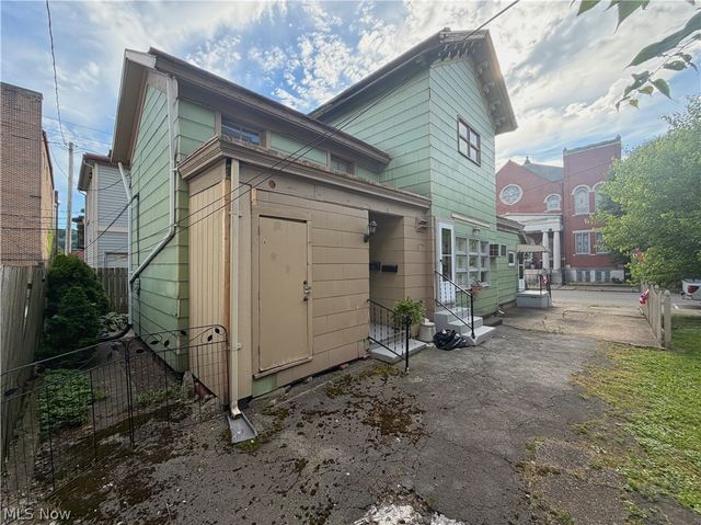 516 Jackson Street, East Liverpool, OH 43920