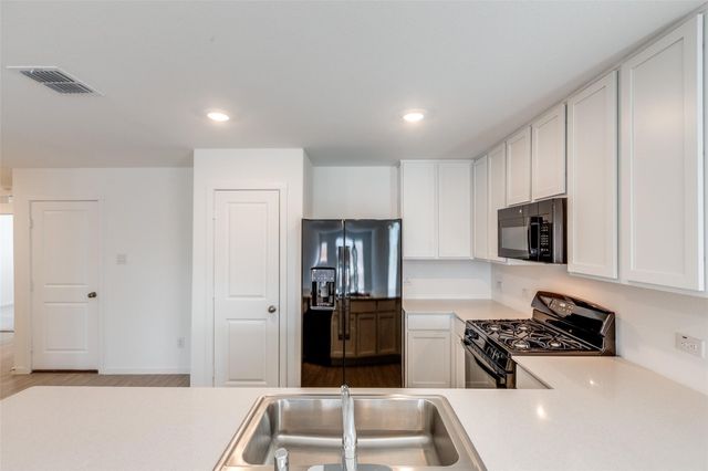 7917 Gilbert Street, Mckinney, TX 75071