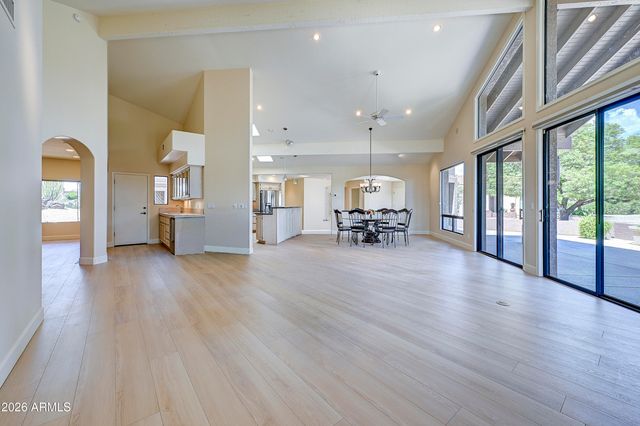 25406 N ABAJO Drive, Rio Verde, AZ 85263
