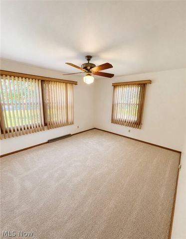 4345 Woodleigh Lane, Youngstown, OH 44511