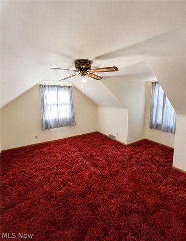 4345 Woodleigh Lane, Youngstown, OH 44511