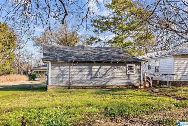 1712 LONG 14TH STREET N, Bessemer, AL 35020