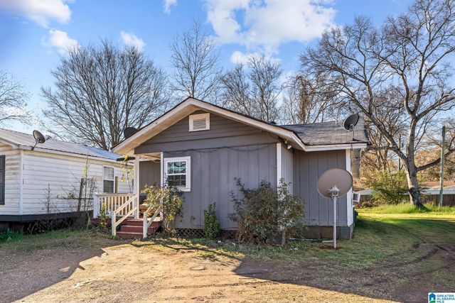 1712 LONG 14TH STREET N, Bessemer, AL 35020