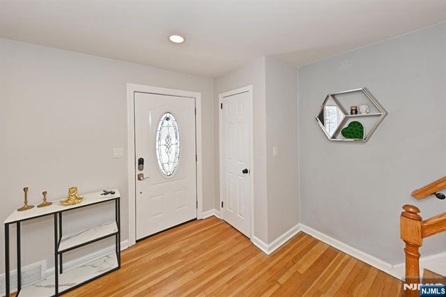 262 Spring Valley Avenue, Hackensack, NJ 07601