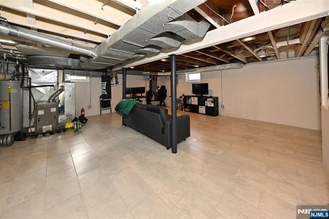 262 Spring Valley Avenue, Hackensack, NJ 07601