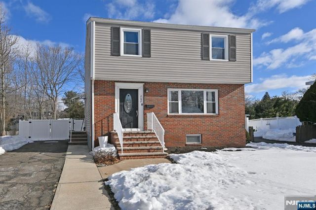 262 Spring Valley Avenue, Hackensack, NJ 07601