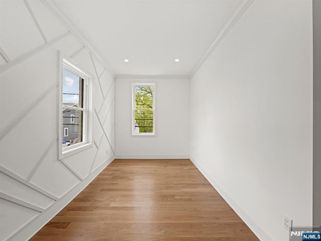 9 Morse Avenue, Rutherford, NJ 07070