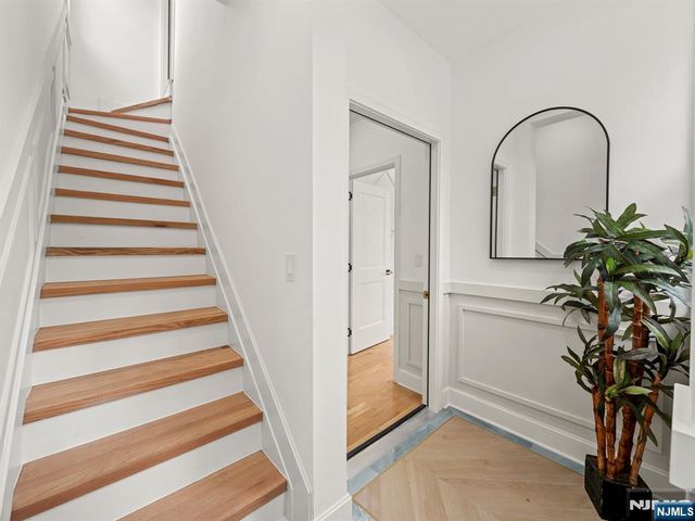 9 Morse Avenue, Rutherford, NJ 07070