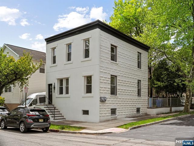 9 Morse Avenue, Rutherford, NJ 07070