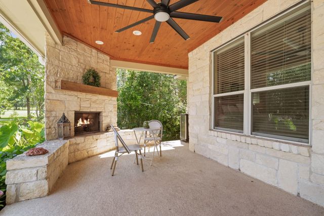 13907 Jbk Memorial Drive, Willis, TX 77318