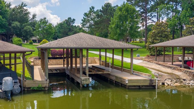 13907 Jbk Memorial Drive, Willis, TX 77318