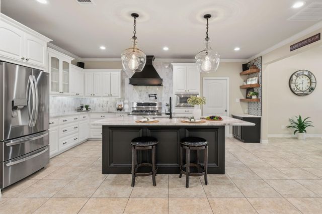 13907 Jbk Memorial Drive, Willis, TX 77318