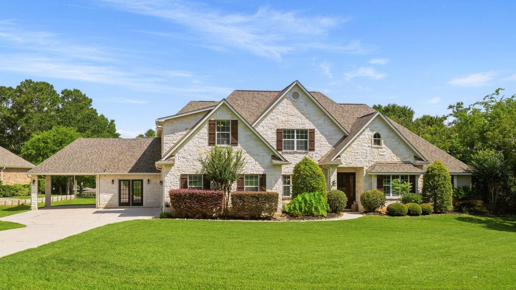 13907 Jbk Memorial Drive, Willis, TX 77318