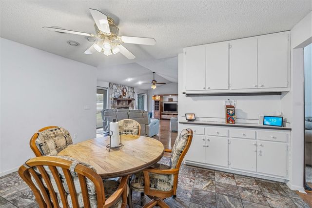 3330 FOXRIDGE CIRCLE, Tampa, FL 33618