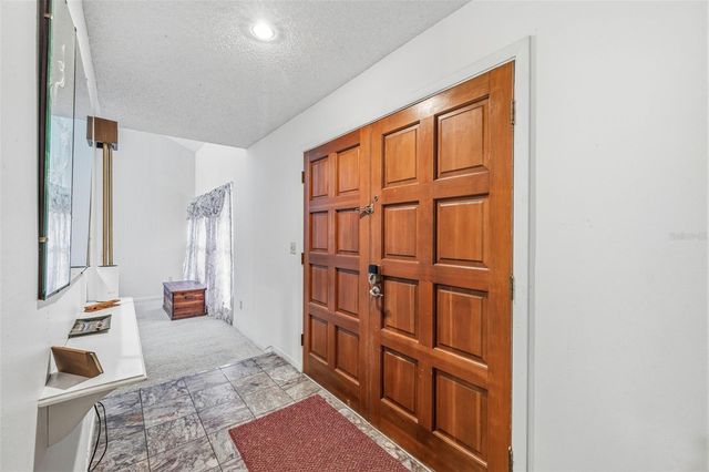 3330 FOXRIDGE CIRCLE, Tampa, FL 33618