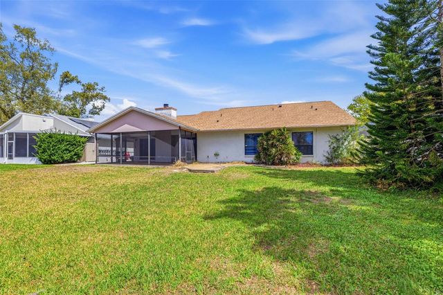 3330 FOXRIDGE CIRCLE, Tampa, FL 33618