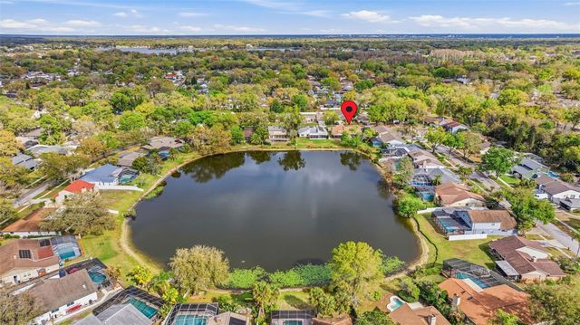 3330 FOXRIDGE CIRCLE, Tampa, FL 33618