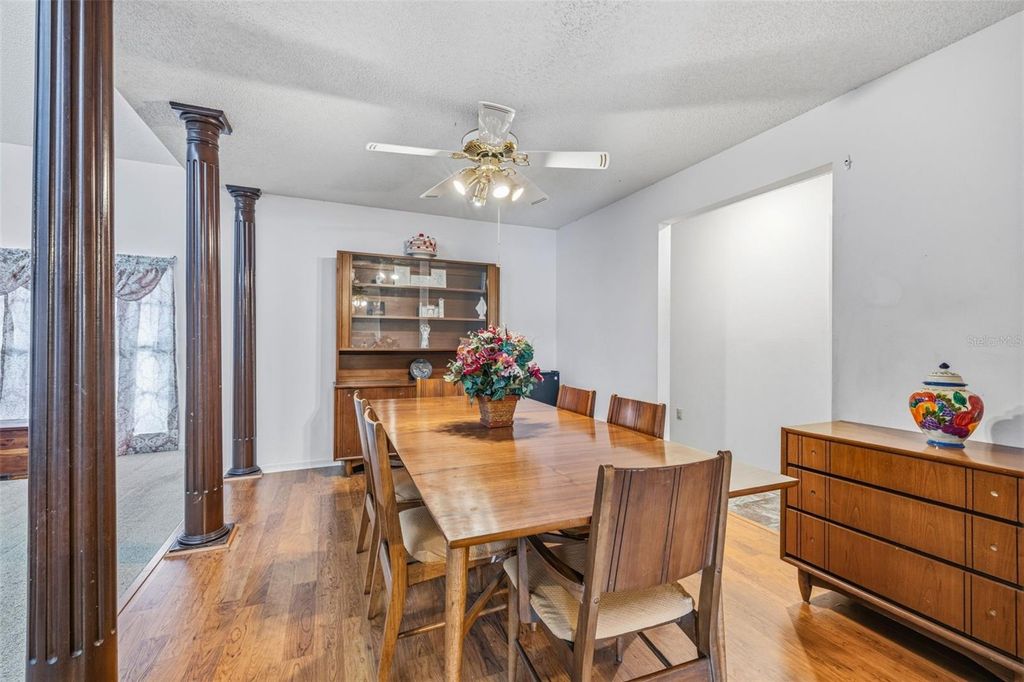 Image 13 of property listing at 3330 FOXRIDGE CIRCLE, Tampa, FL 33618