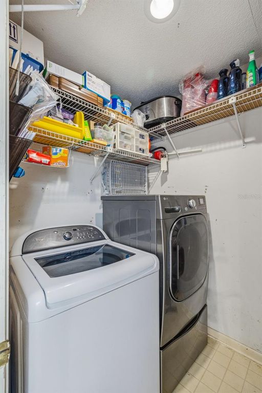 Image 27 of property listing at 3330 FOXRIDGE CIRCLE, Tampa, FL 33618