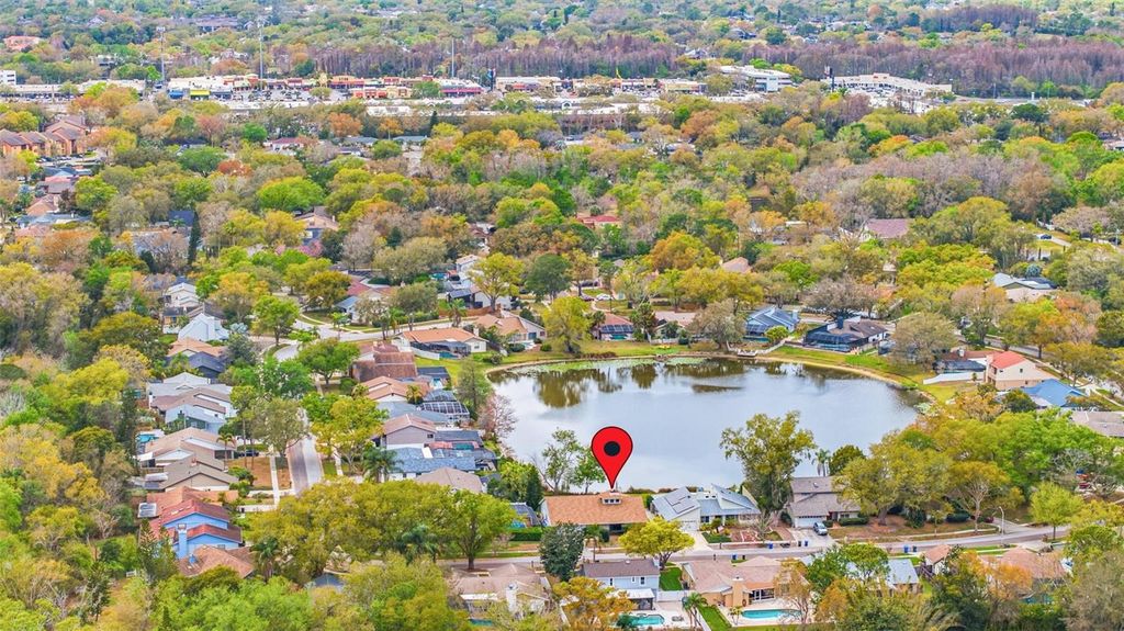 Image 42 of property listing at 3330 FOXRIDGE CIRCLE, Tampa, FL 33618