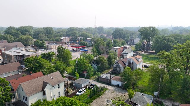 5935 S Carpenter Street, Chicago, IL 60621