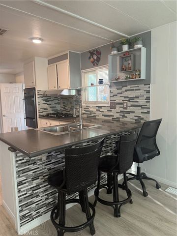 13393 Mariposa Rd, 108, Victorville, CA 92395