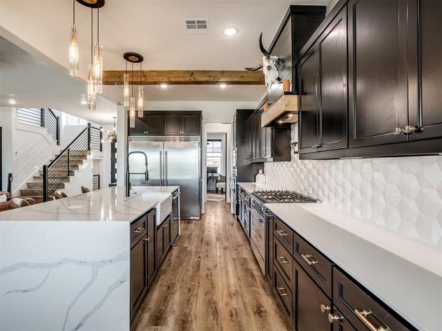 1330 Acclivis Court, Newcastle, OK 73065