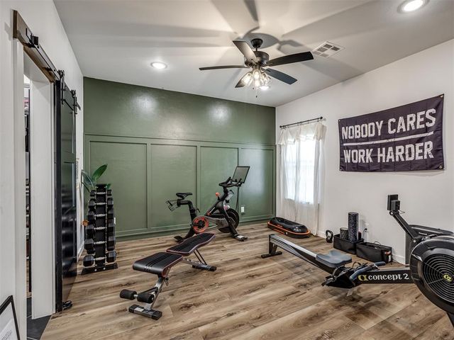1330 Acclivis Court, Newcastle, OK 73065