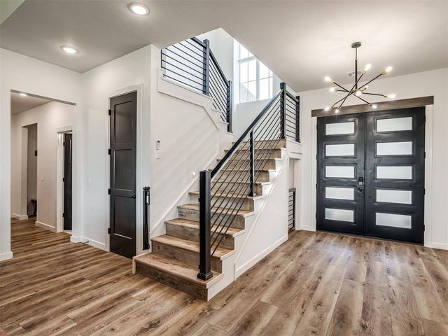 1330 Acclivis Court, Newcastle, OK 73065