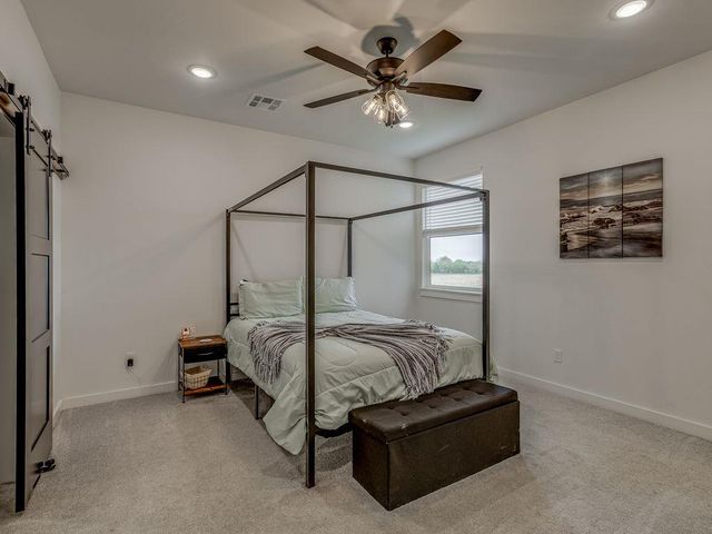 1330 Acclivis Court, Newcastle, OK 73065