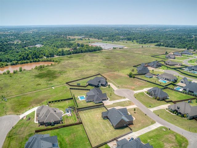 1330 Acclivis Court, Newcastle, OK 73065